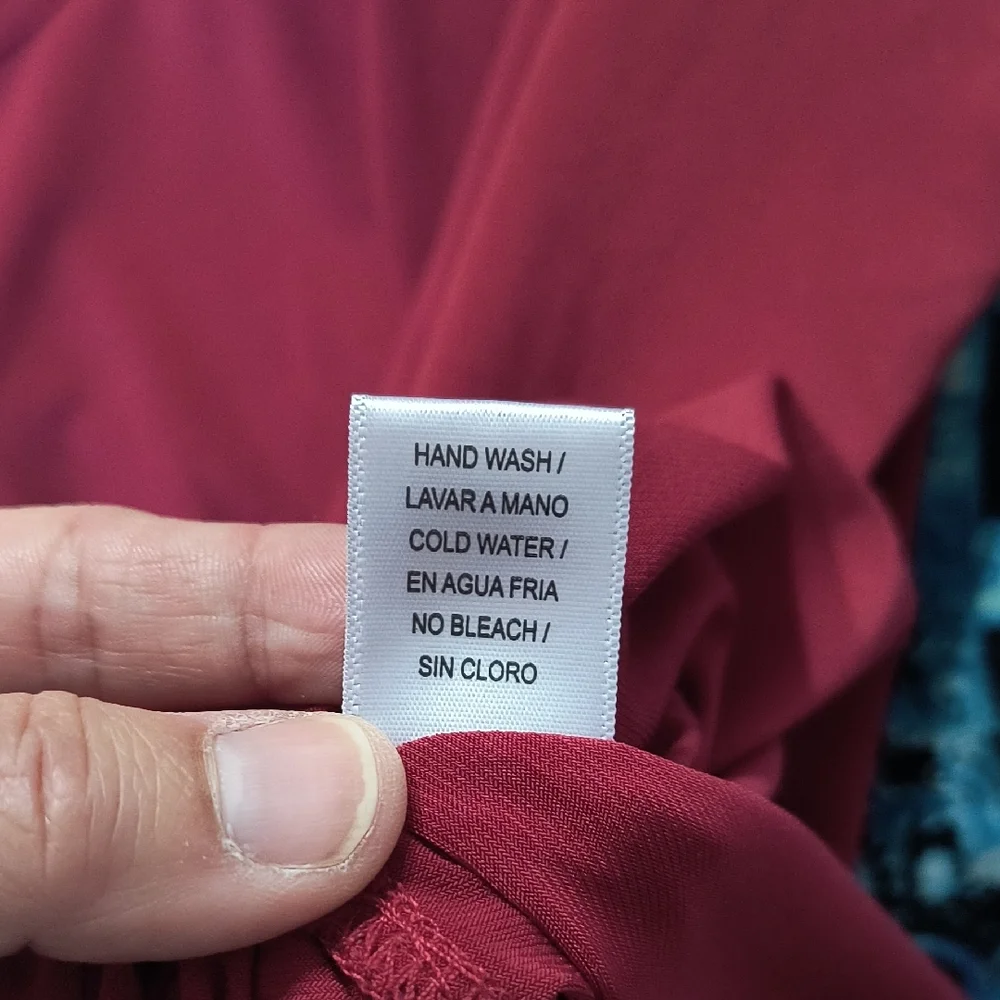 Elegant Red Women's Blouse with Flared Sleeves - Picture 6 of 6